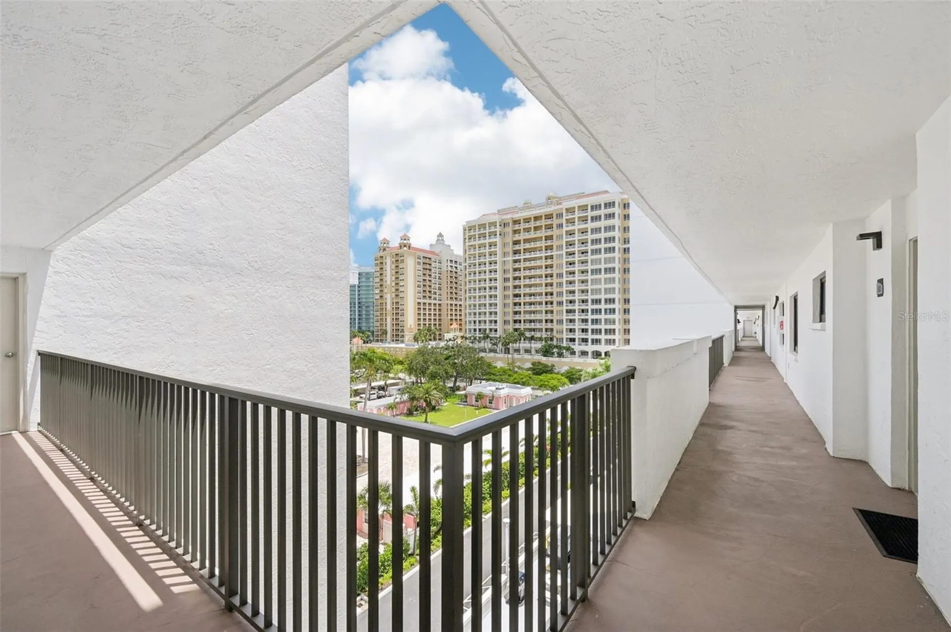 11 Sunset Drive Sarasota FL 34236