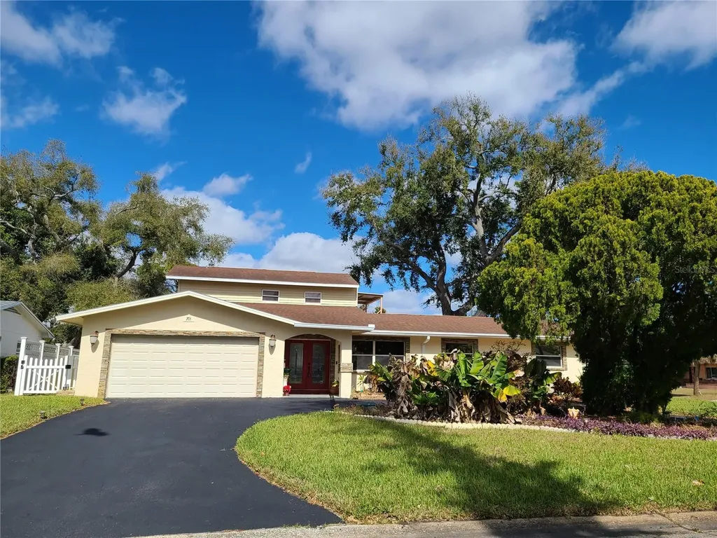 701 58th Avenue S St Petersburg FL 33705