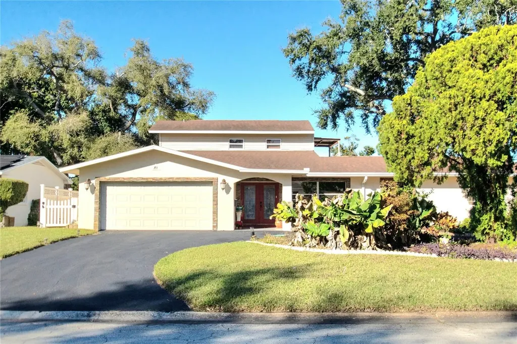 701 58th Avenue S St Petersburg FL 33705