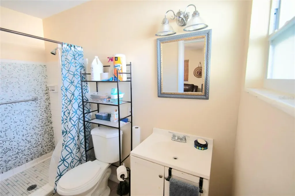 701 58th Avenue S St Petersburg FL 33705