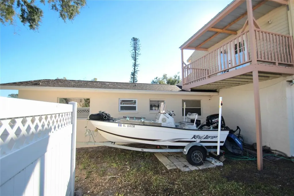 701 58th Avenue S St Petersburg FL 33705