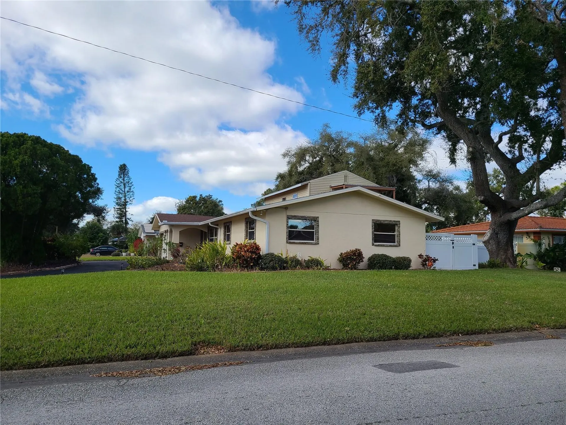 701 58th Avenue S St Petersburg FL 33705