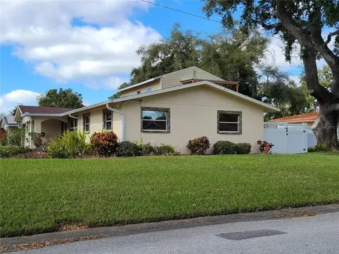 701 58th Avenue S St Petersburg FL 33705