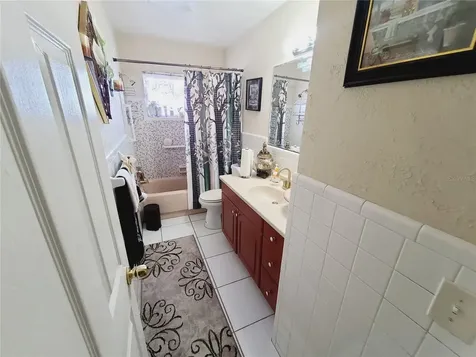 701 58th Avenue S St Petersburg FL 33705