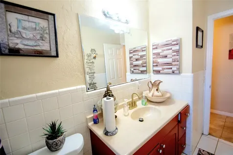701 58th Avenue S St Petersburg FL 33705