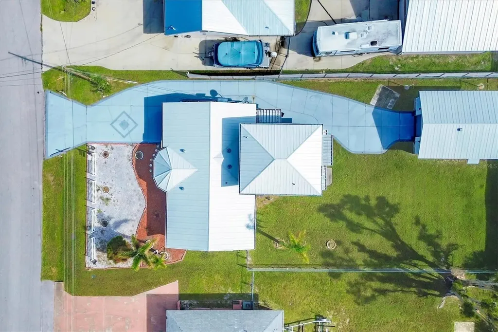 2075 Pennsylvania Avenue Englewood FL 34224
