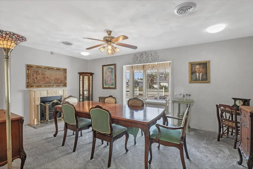 2075 Pennsylvania Avenue Englewood FL 34224
