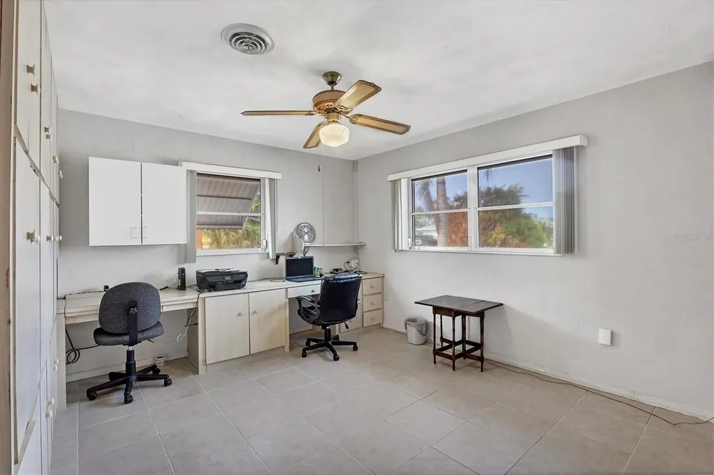 2075 Pennsylvania Avenue Englewood FL 34224