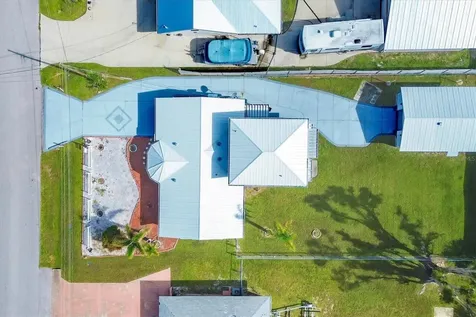 2075 Pennsylvania Avenue Englewood FL 34224