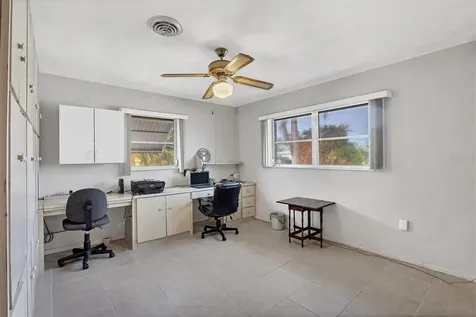 2075 Pennsylvania Avenue Englewood FL 34224