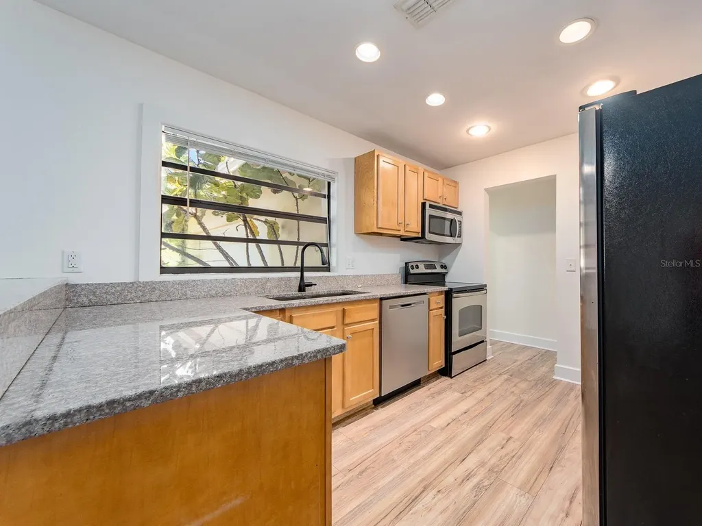 2242 Indian Avenue S Belleair Bluffs FL 33770