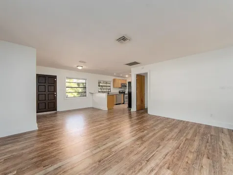 2242 Indian Avenue S Belleair Bluffs FL 33770
