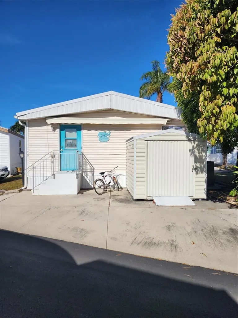 1674 University Parkway Sarasota FL 34243