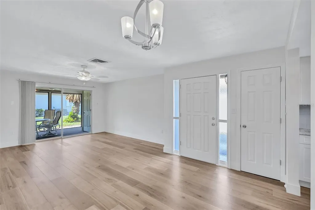 191 Vista Hermosa Circle Sarasota FL 34242