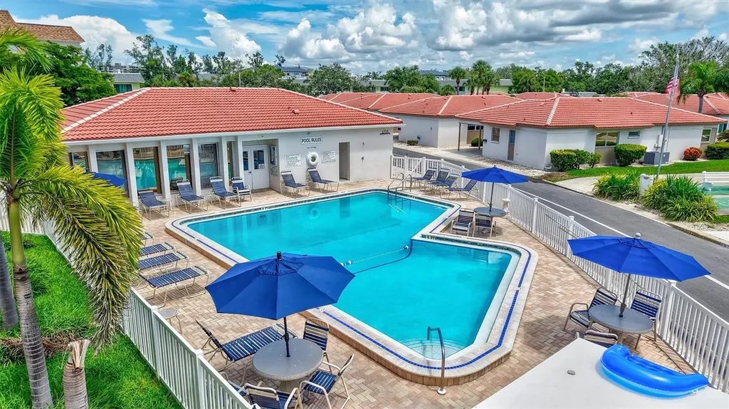 191 Vista Hermosa Circle Sarasota FL 34242
