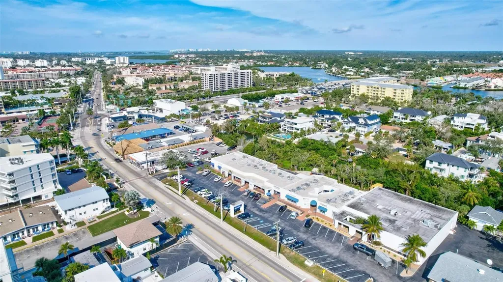 191 Vista Hermosa Circle Sarasota FL 34242
