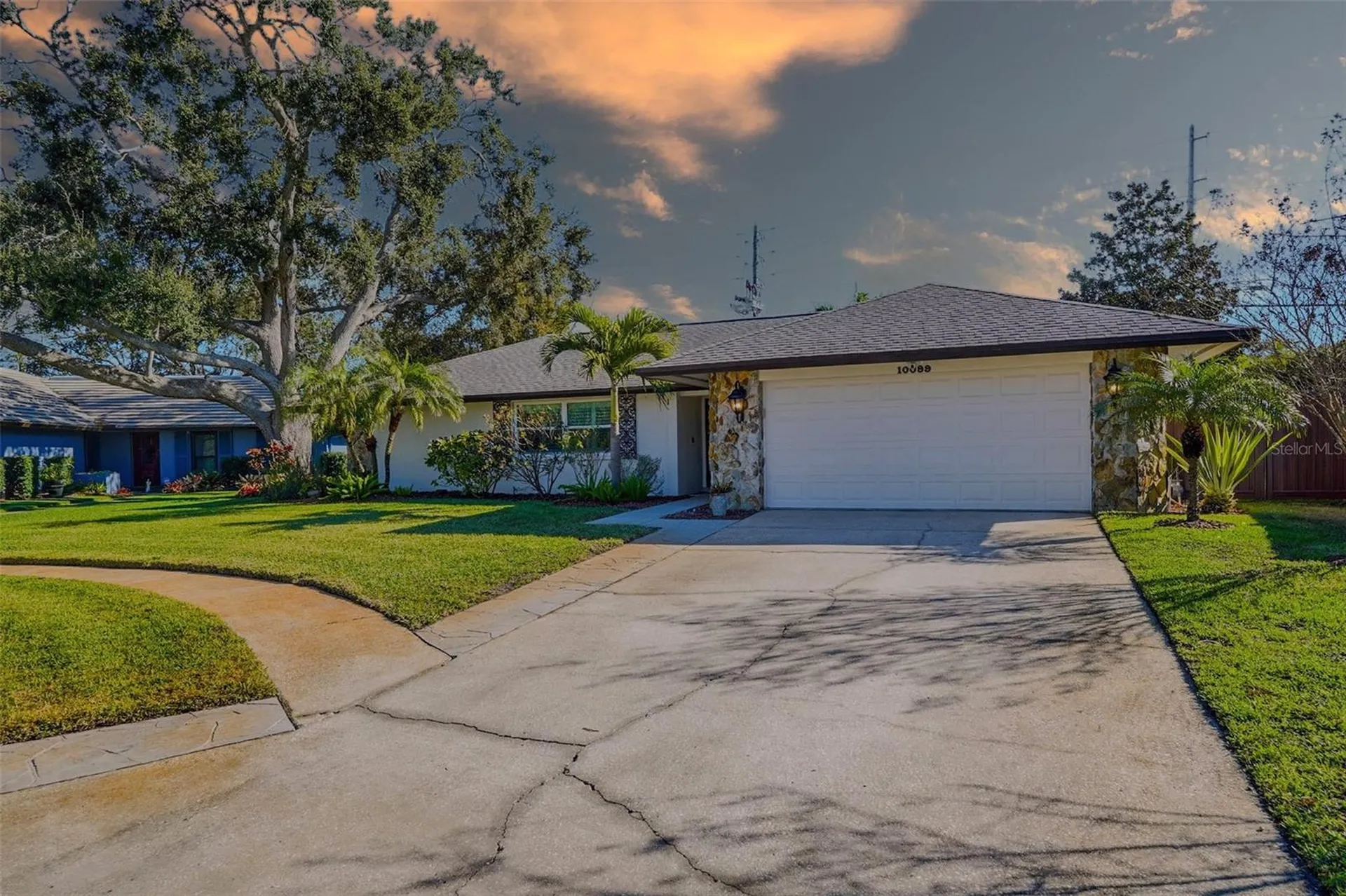 10099 Linden Place Drive Seminole FL 33776