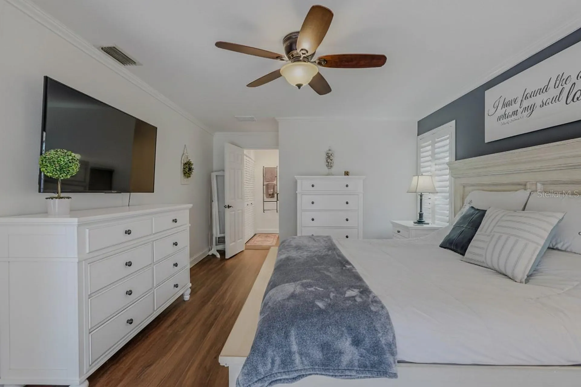 10099 Linden Place Drive Seminole FL 33776