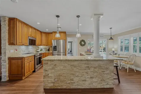10099 Linden Place Drive Seminole FL 33776