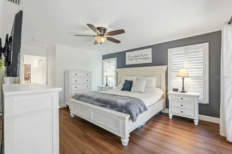 10099 Linden Place Drive Seminole FL 33776