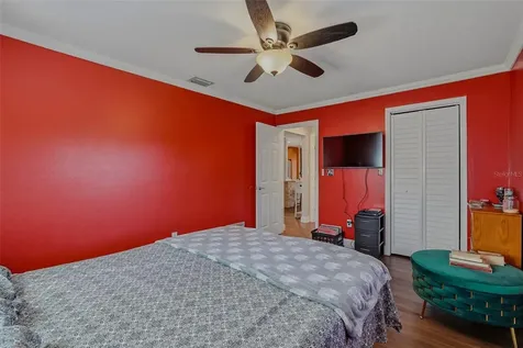 10099 Linden Place Drive Seminole FL 33776