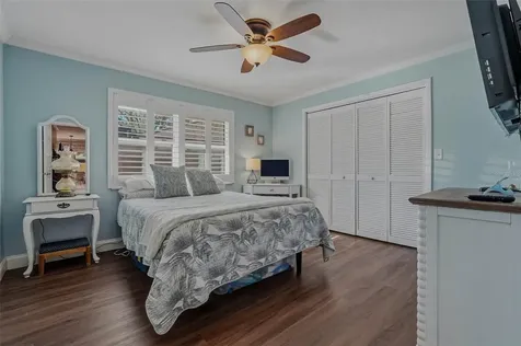10099 Linden Place Drive Seminole FL 33776
