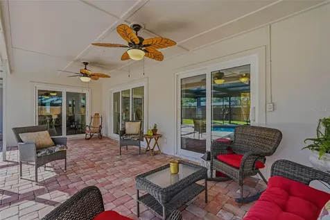 10099 Linden Place Drive Seminole FL 33776