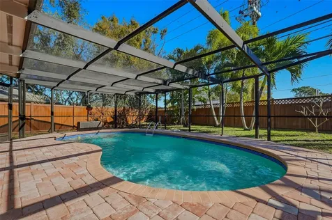 10099 Linden Place Drive Seminole FL 33776
