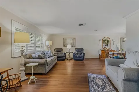 10099 Linden Place Drive Seminole FL 33776