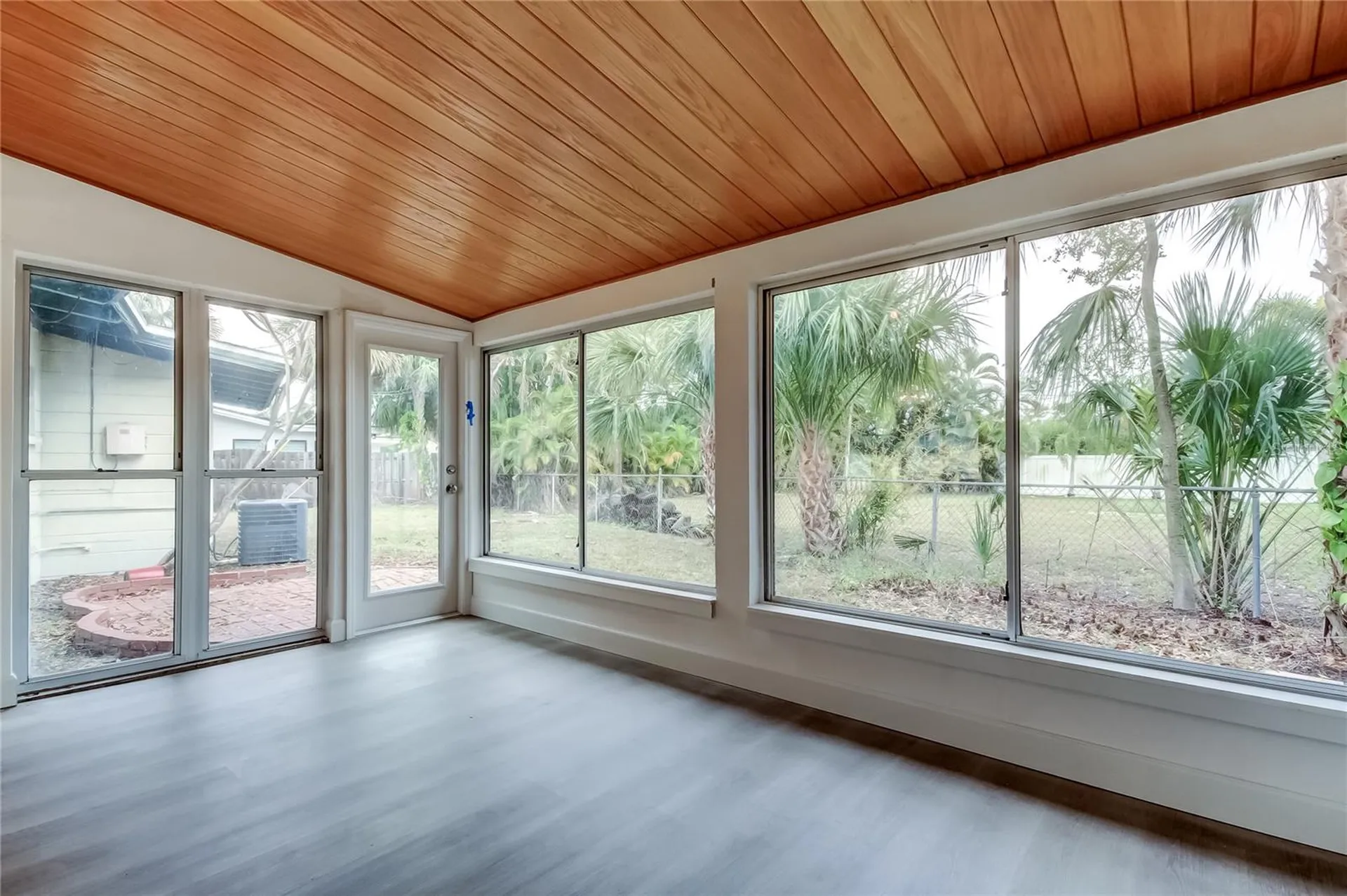 1000 39th Avenue NE St Petersburg FL 33703