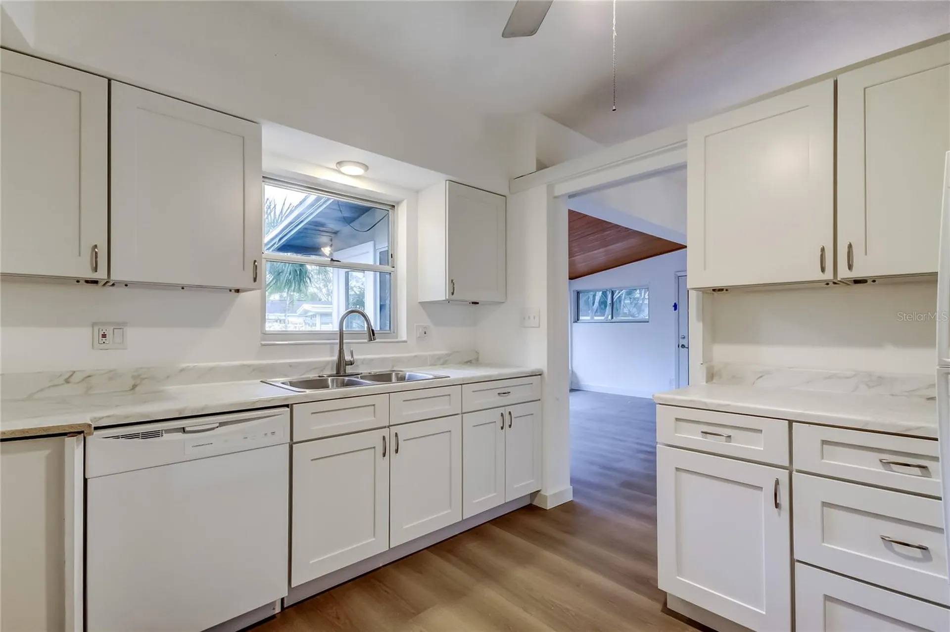 1000 39th Avenue NE St Petersburg FL 33703