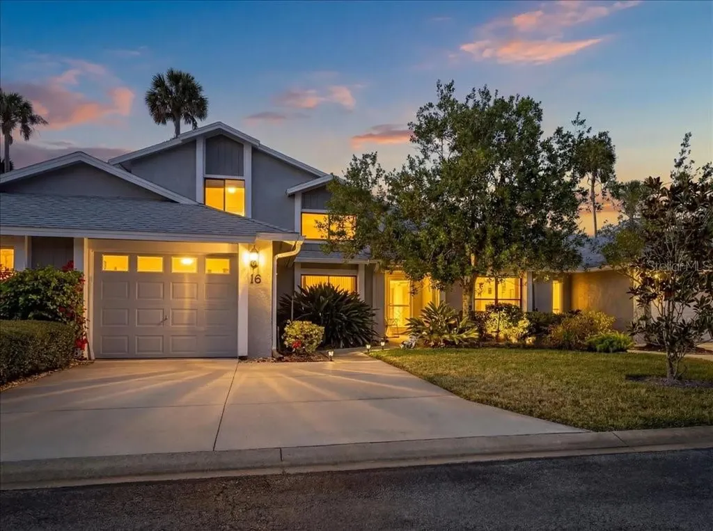 16 Lake Forest Court N Palm Coast FL 32137