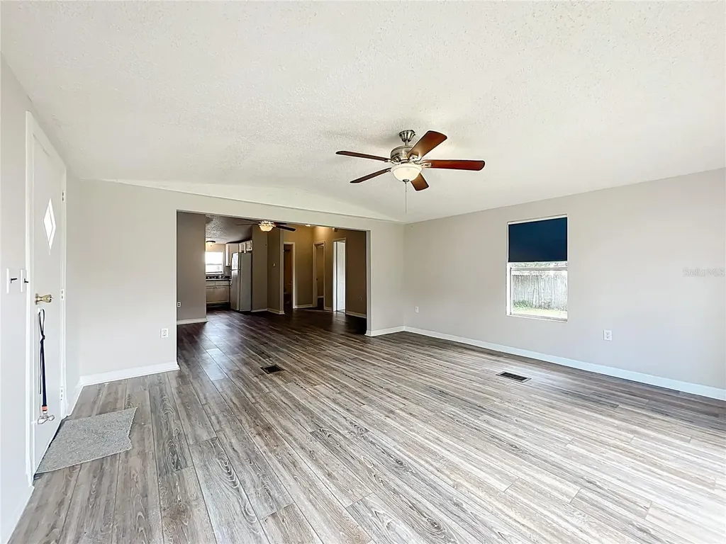 5268 Rock Dove Loop Lakeland FL 33810
