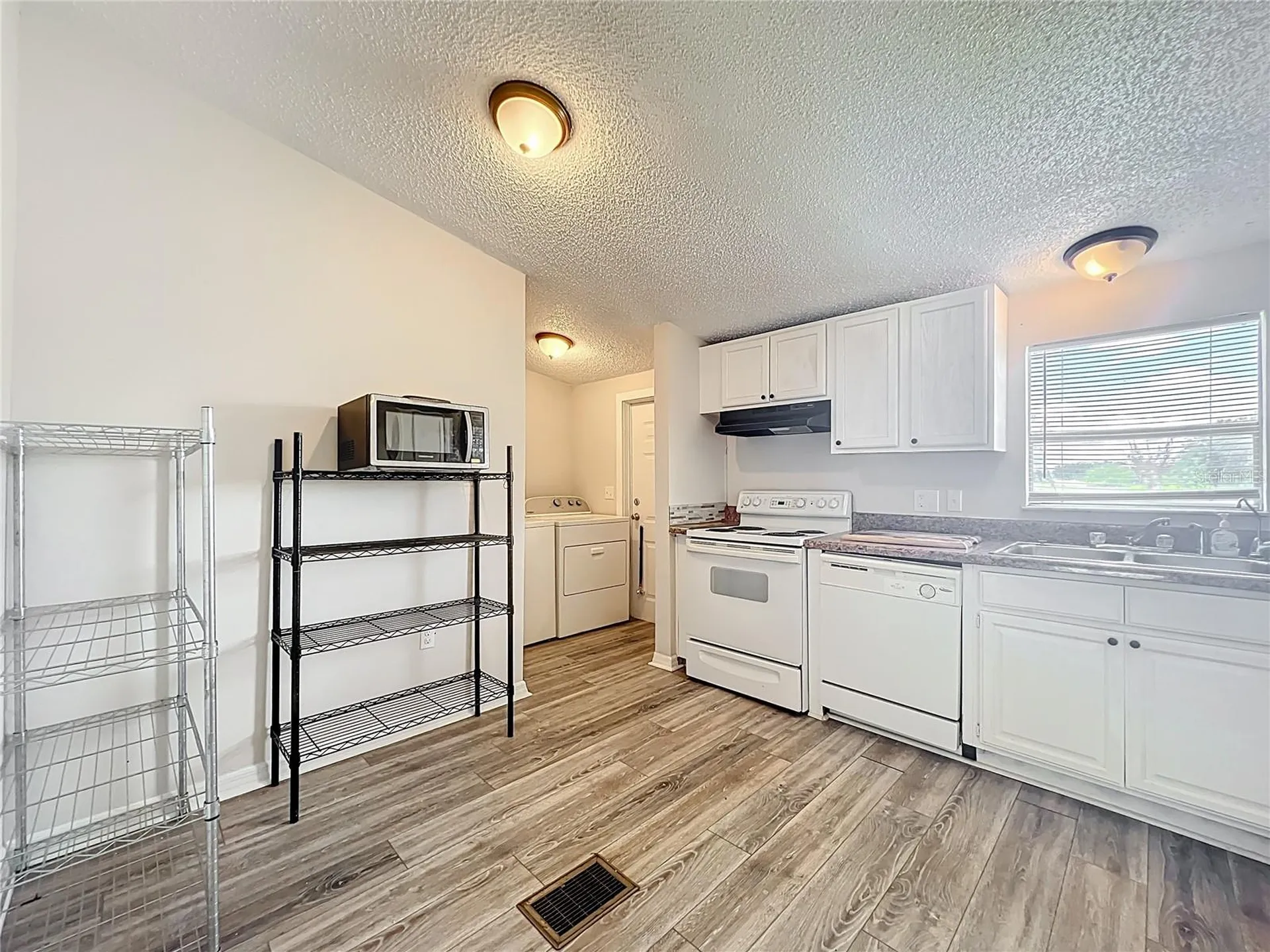 5268 Rock Dove Loop Lakeland FL 33810