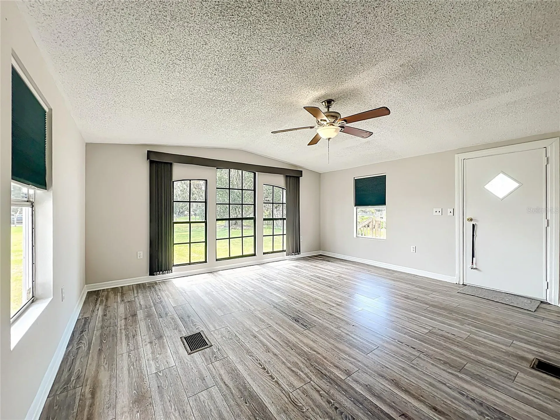 5268 Rock Dove Loop Lakeland FL 33810