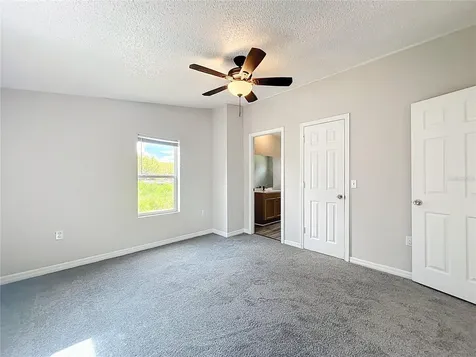 5268 Rock Dove Loop Lakeland FL 33810