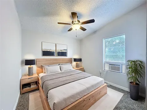 5268 Rock Dove Loop Lakeland FL 33810