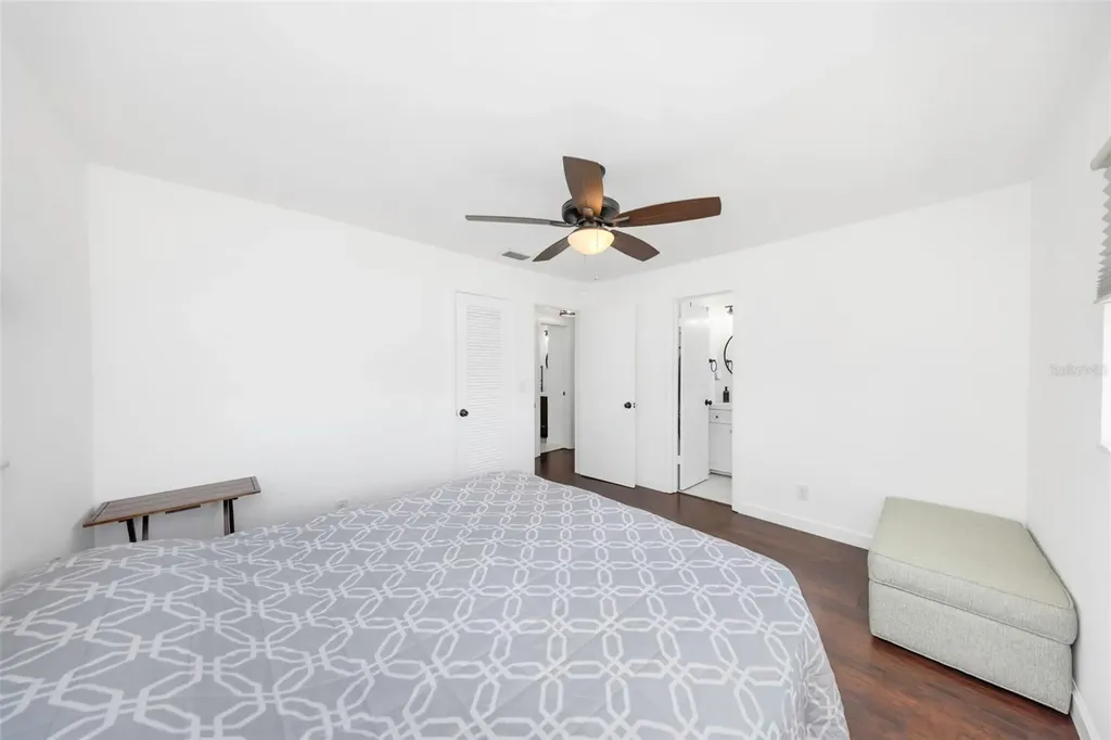 4488 100th Avenue N Pinellas Park FL 33782