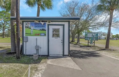 4488 100th Avenue N Pinellas Park FL 33782