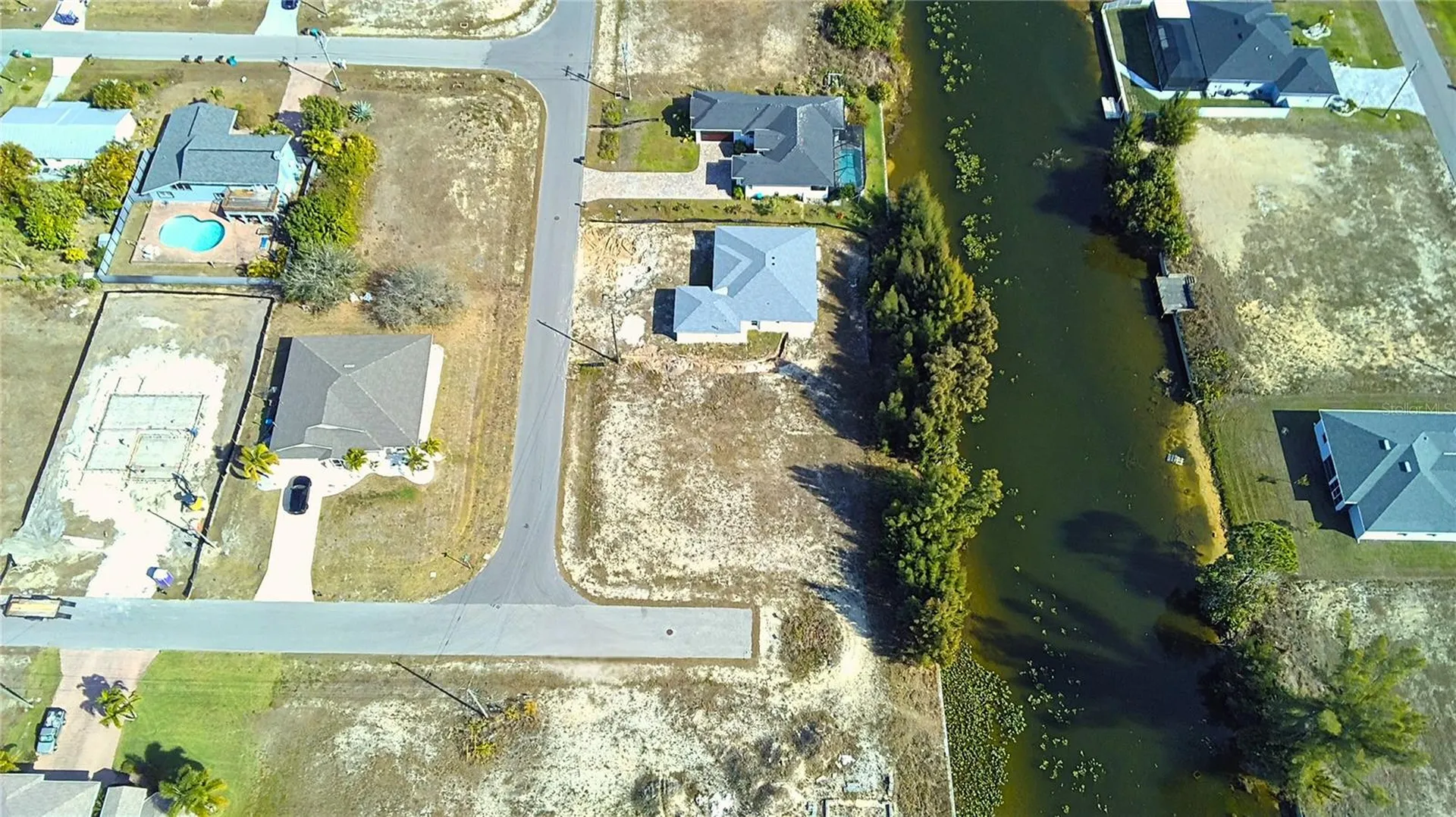 122 NE 9th Street Cape Coral FL 33909