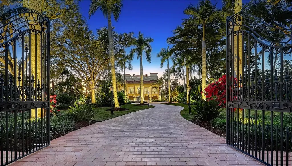 1067 Westway Drive Sarasota FL 34236