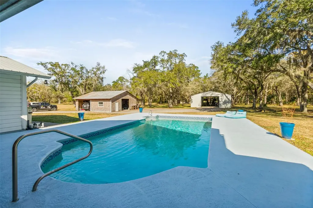 998 County Road 302 Bunnell FL 32110