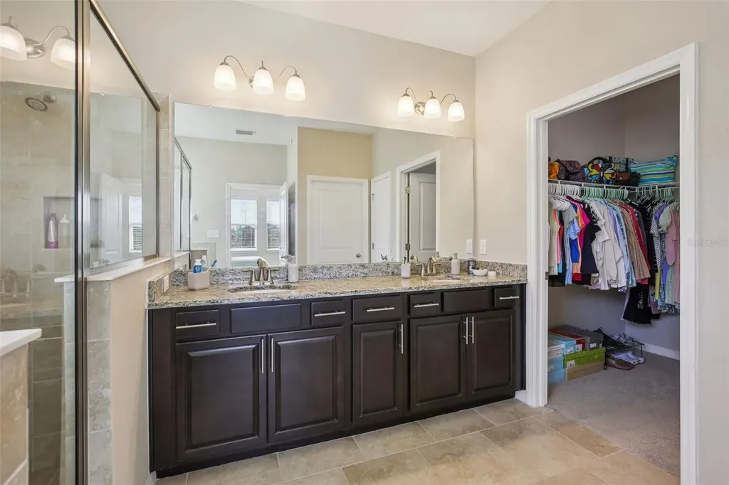 32030 Goddard Drive Wesley Chapel FL 33543