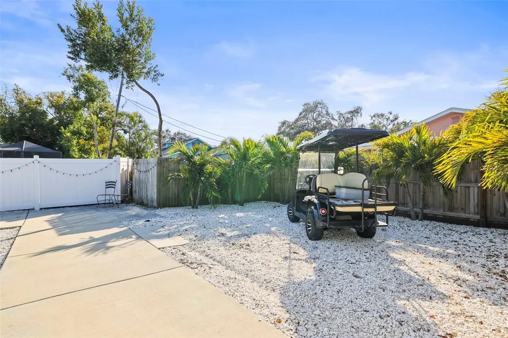 148 Highland Avenue Dunedin FL 34698