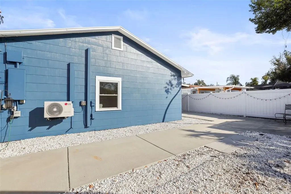 148 Highland Avenue Dunedin FL 34698