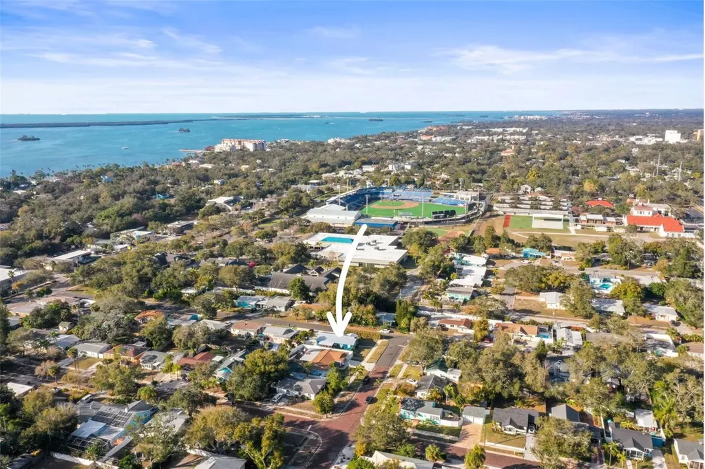 148 Highland Avenue Dunedin FL 34698