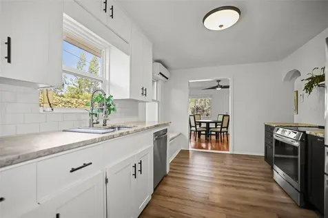 148 Highland Avenue Dunedin FL 34698