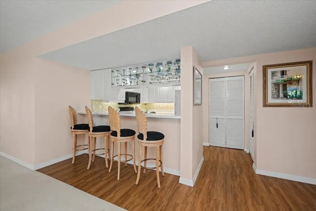 1233 Edgewater Circle Bradenton FL 34209