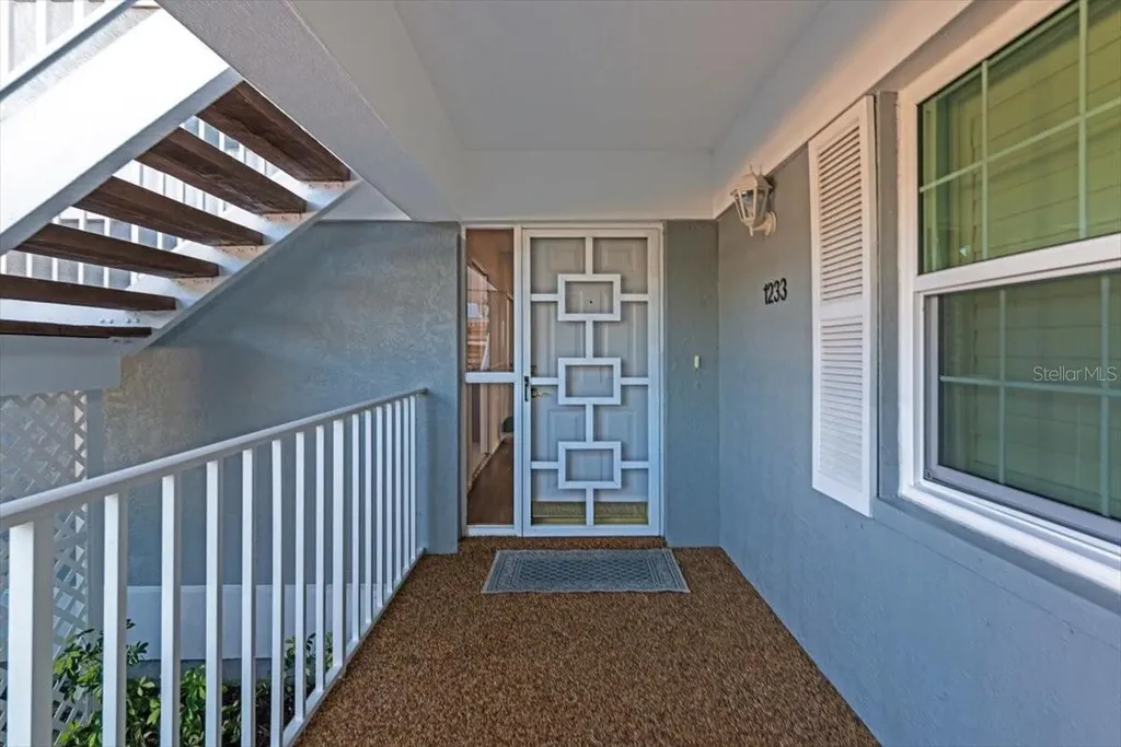 1233 Edgewater Circle Bradenton FL 34209