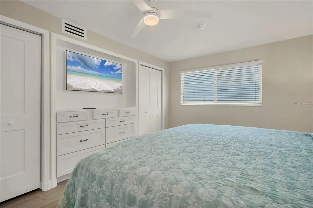 6006 Midnight Pass Road Sarasota FL 34242